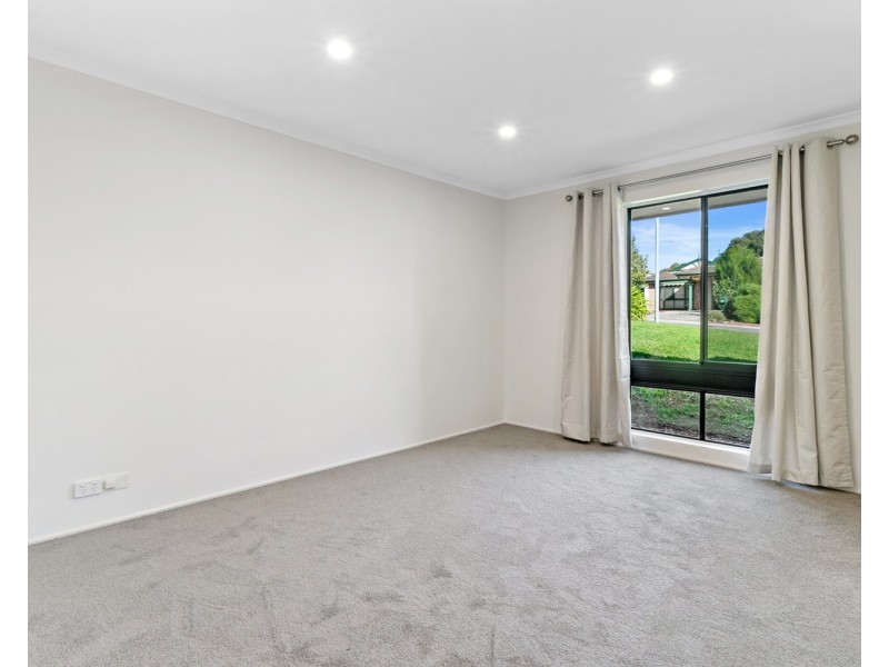 5 Bennett Close, Aberfoyle Park SA 5159