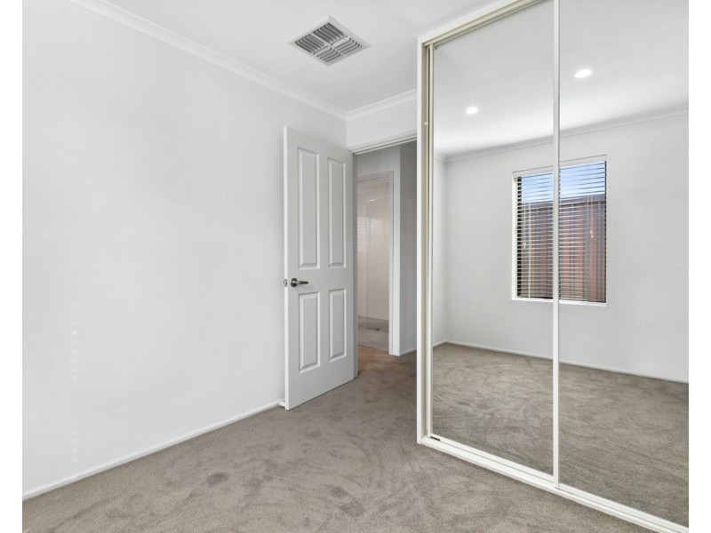 5 Bennett Close, Aberfoyle Park SA 5159