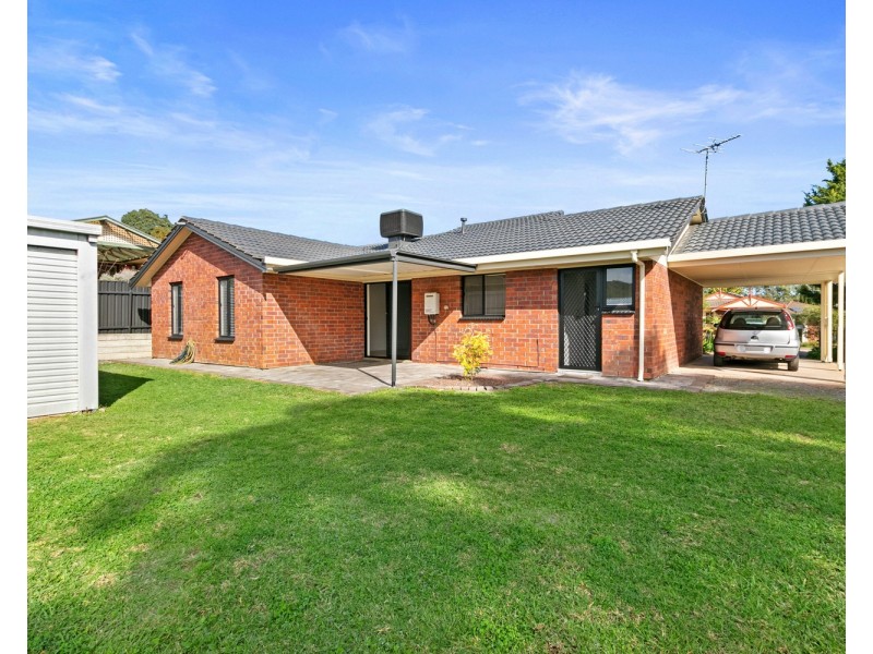 5 Bennett Close, Aberfoyle Park SA 5159
