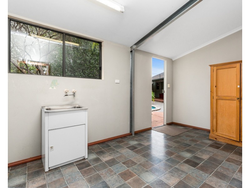 25 Yeldham Drive, Morphett Vale SA 5162