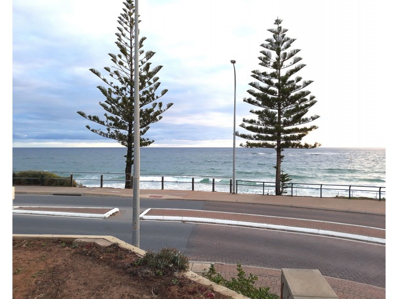 1/32 Esplanade, Christies Beach SA 5165