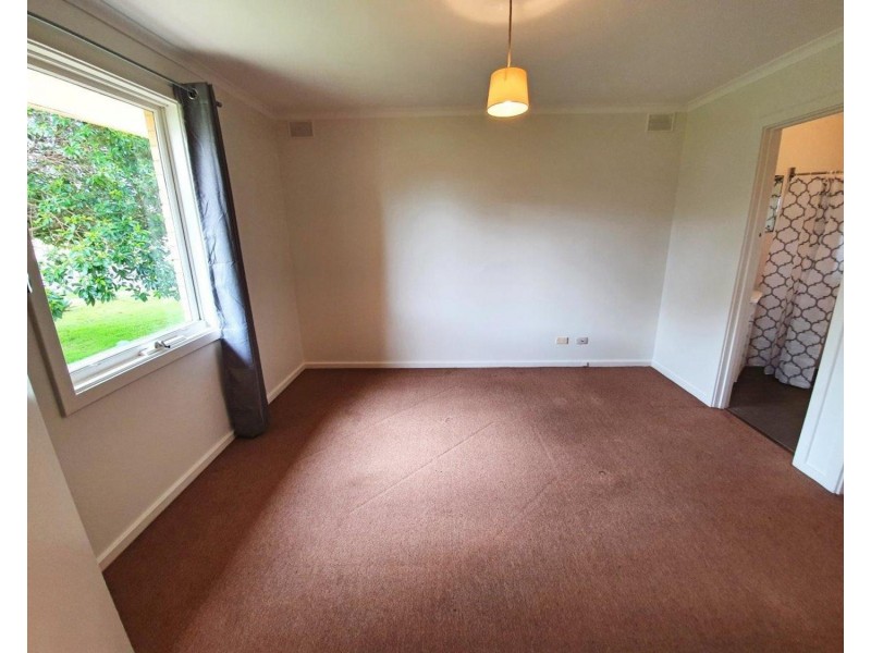 22 Protector Street, O’sullivan Beach SA 5166