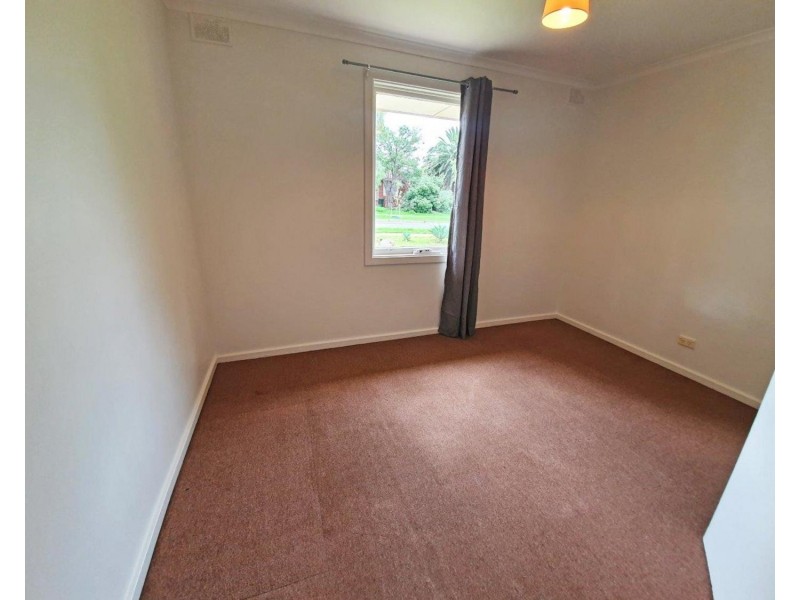 22 Protector Street, O’sullivan Beach SA 5166