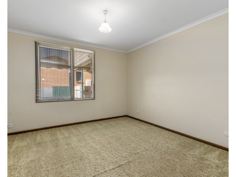 26 Minorca Crescent, Hackham West SA 5163