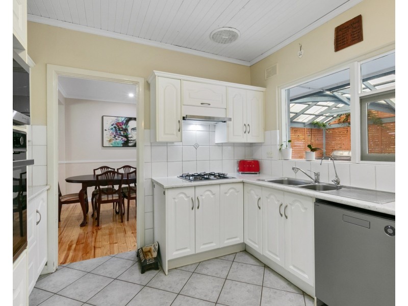 24 Yeldham Drive, Morphett Vale SA 5162