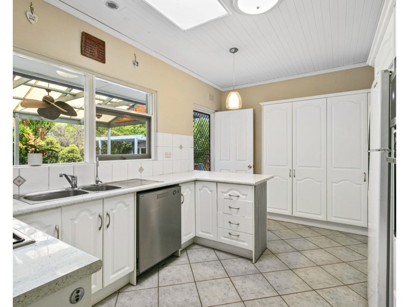 24 Yeldham Drive, Morphett Vale SA 5162