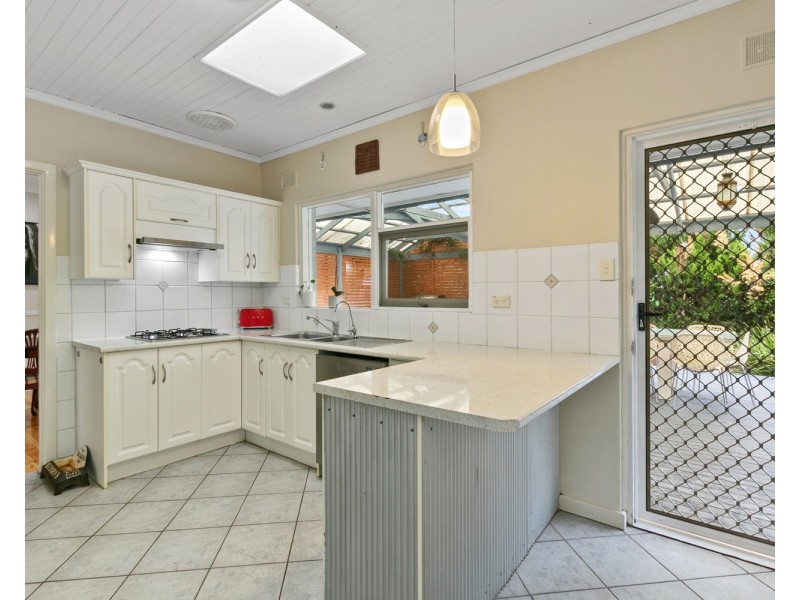 24 Yeldham Drive, Morphett Vale SA 5162