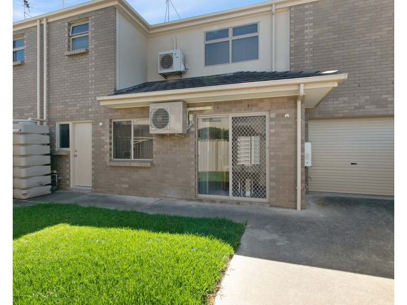 33a Taunton Parade, Christies Beach SA 5165