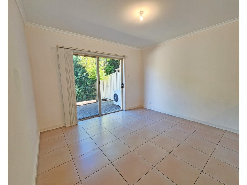 2/181 Main South Road, Hackham West SA 5163