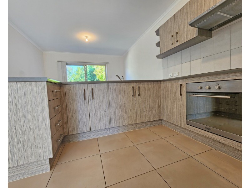 2/181 Main South Road, Hackham West SA 5163