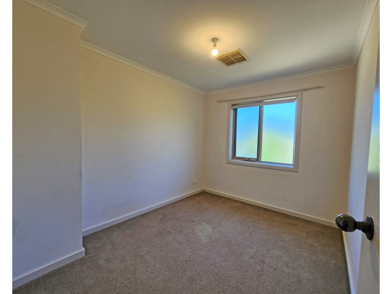 2/181 Main South Road, Hackham West SA 5163