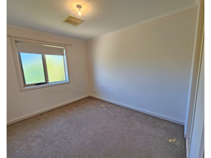 2/181 Main South Road, Hackham West SA 5163