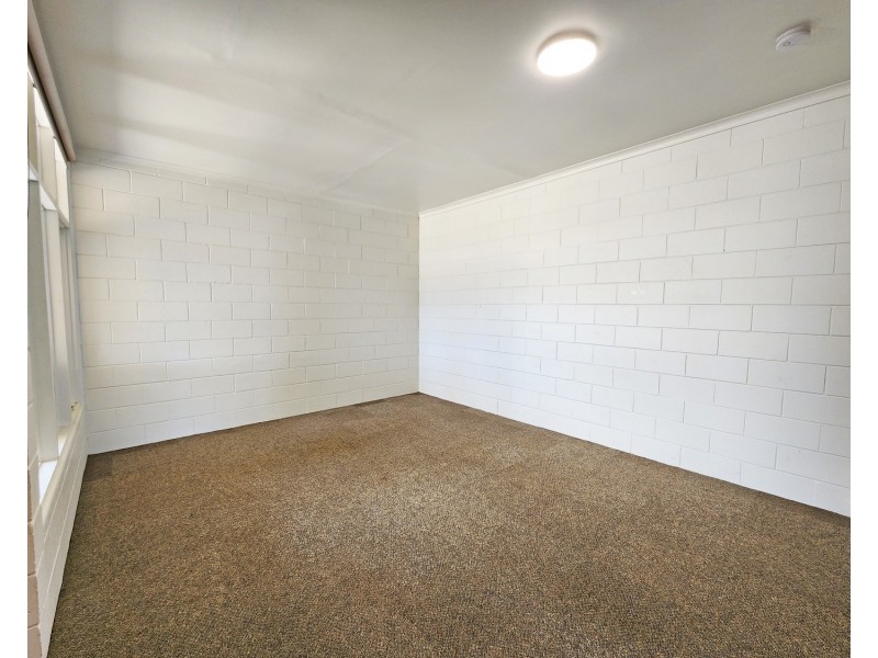 2/32 Esplanade, Christies Beach SA 5165