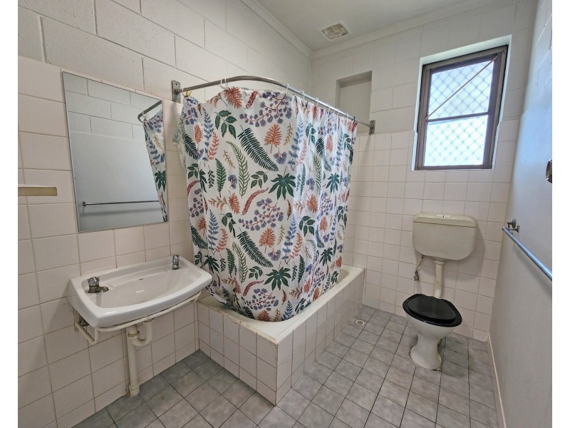 2/32 Esplanade, Christies Beach SA 5165