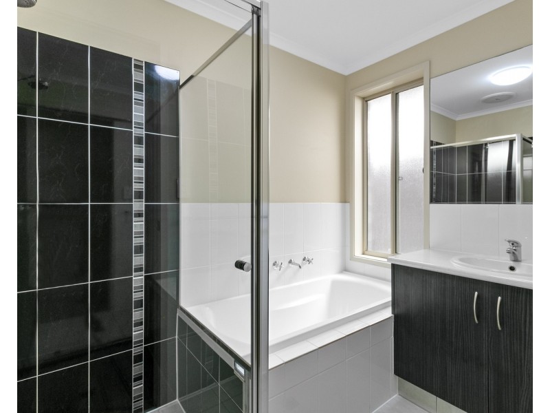 19 Manly Court, Seaford Rise SA 5169