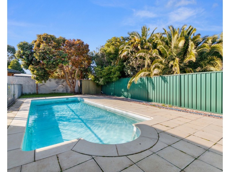 4 Brendan Street, Christie Downs SA 5164