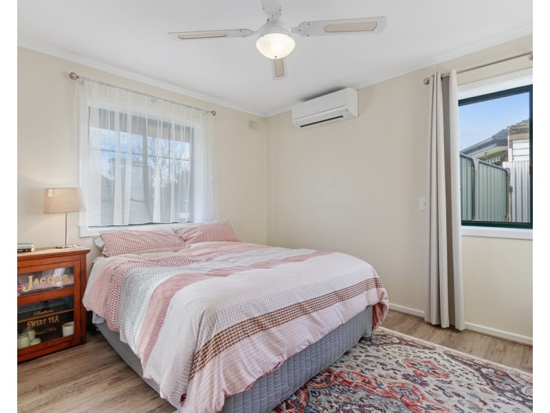 4 Brendan Street, Christie Downs SA 5164