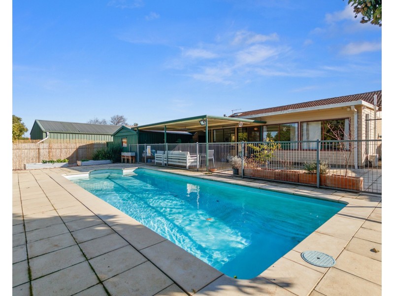 4 Brendan Street, Christie Downs SA 5164