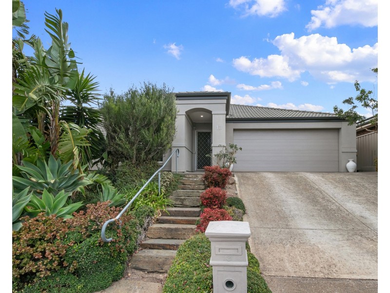 13 Auldstone Place, Huntfield Heights SA 5163