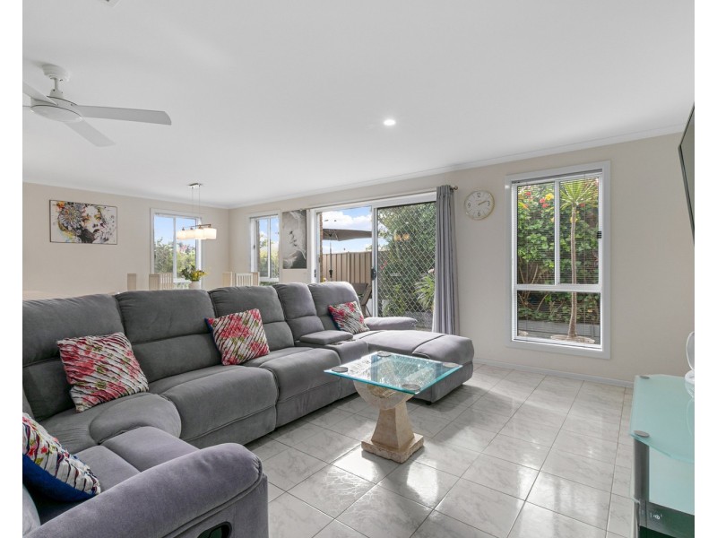 13 Auldstone Place, Huntfield Heights SA 5163