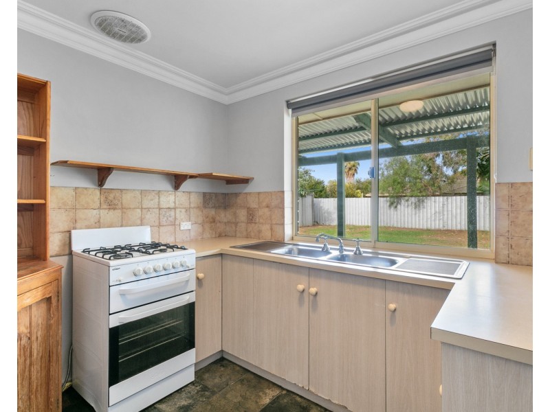 7 Greenlees Parade, Aldinga Beach SA 5173