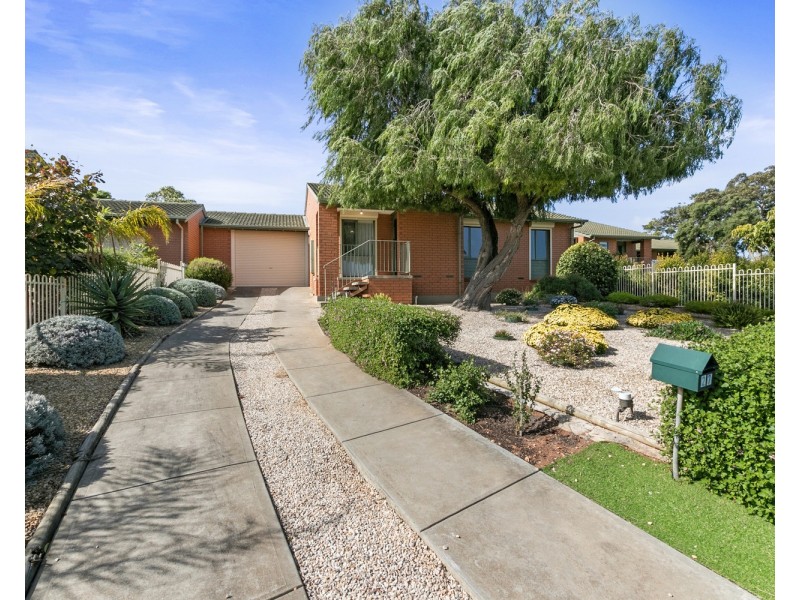 27 Warsaw Crescent, Hackham West SA 5163