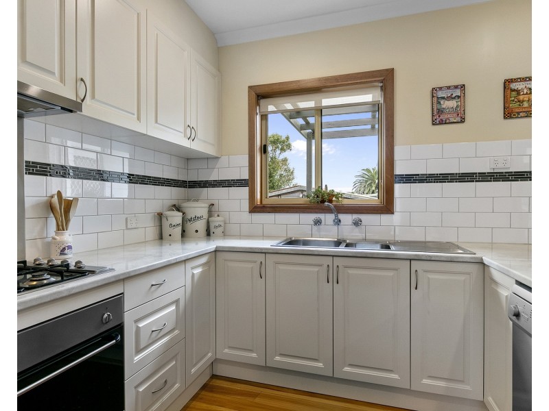 7 Higgins Street, O’sullivan Beach SA 5166