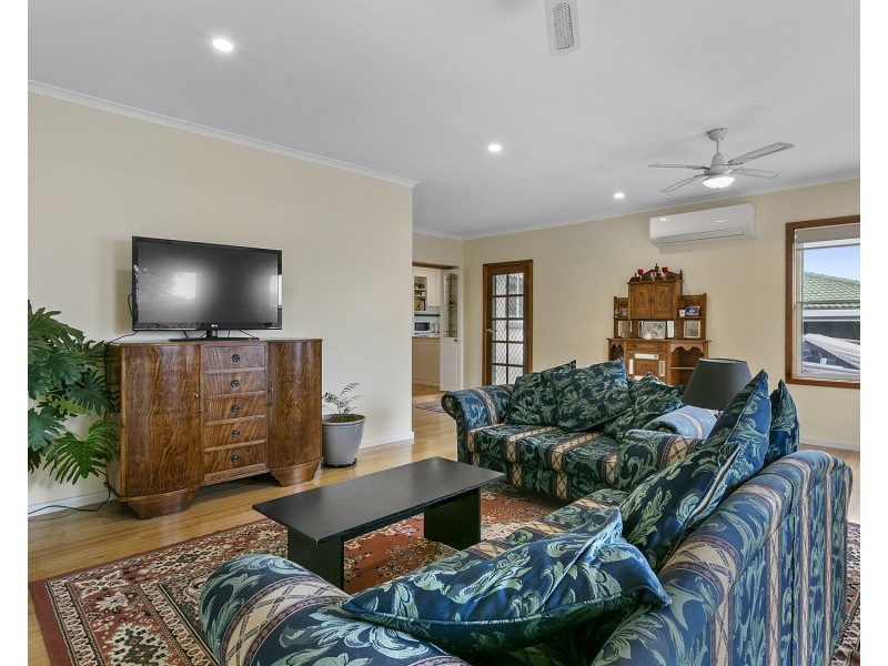 7 Higgins Street, O’sullivan Beach SA 5166