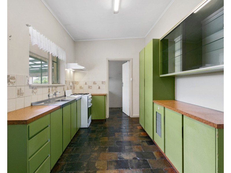 13 Madeira Drive, Morphett Vale SA 5162