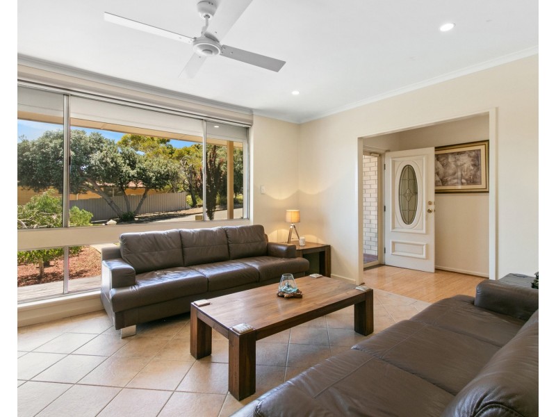 4 Bone Street, Morphett Vale SA 5162