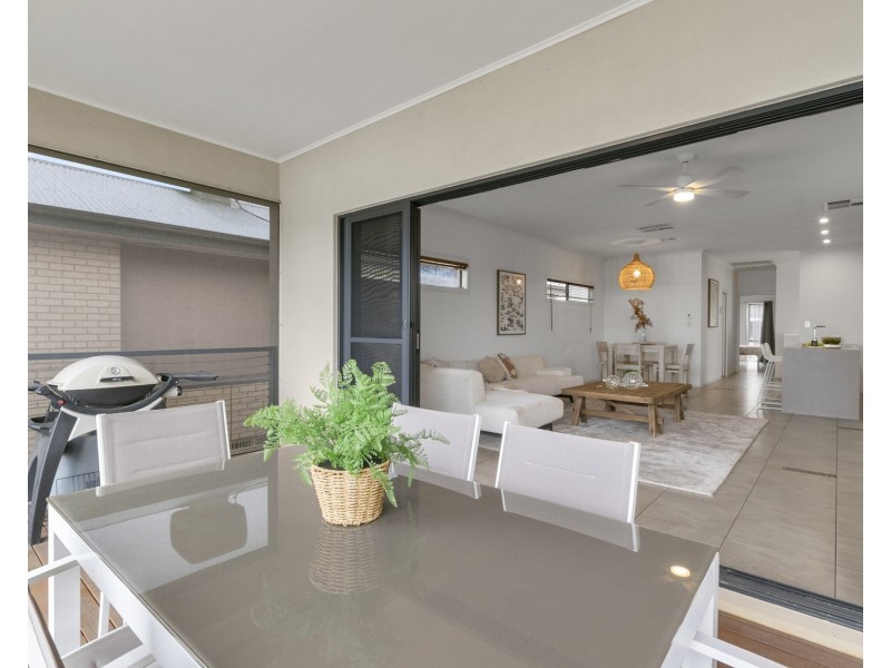 2/68 Second Avenue, Moana SA 5169