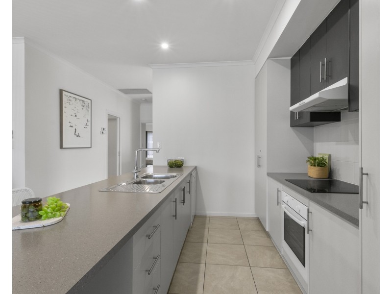 2/68 Second Avenue, Moana SA 5169