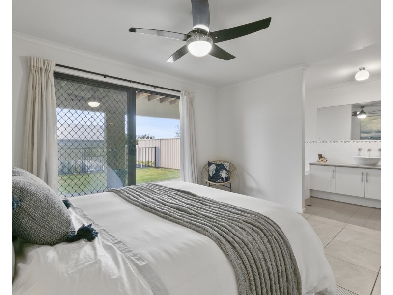 2/68 Second Avenue, Moana SA 5169