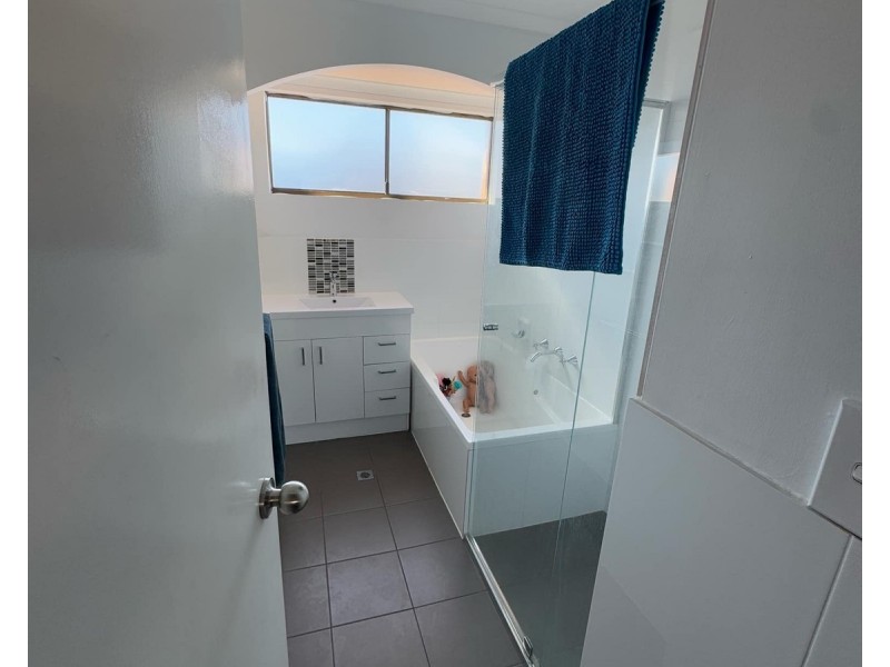 74 Sandison Road, Hallett Cove SA 5158