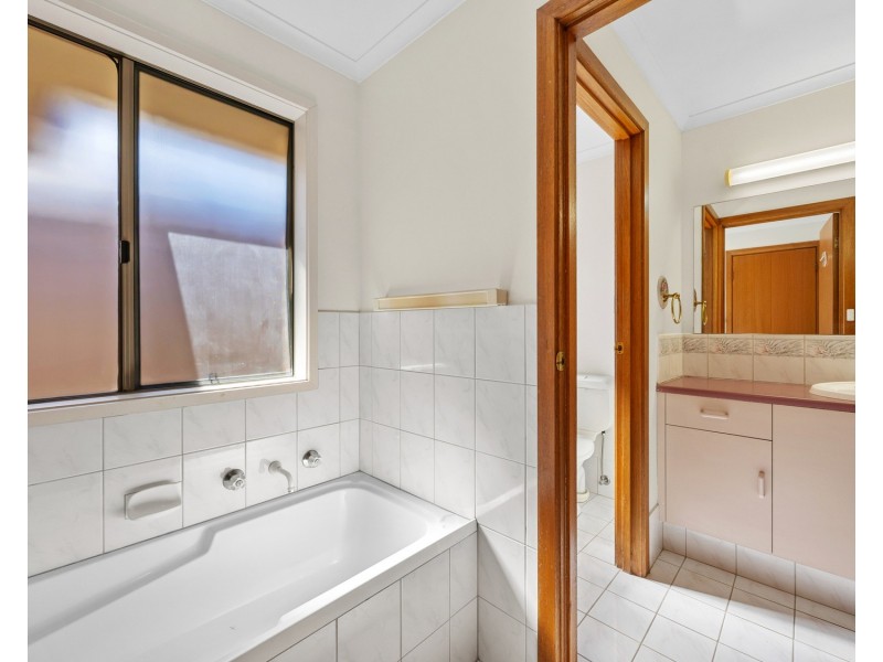 26 Driftwood Crescent, Seaford Rise SA 5169