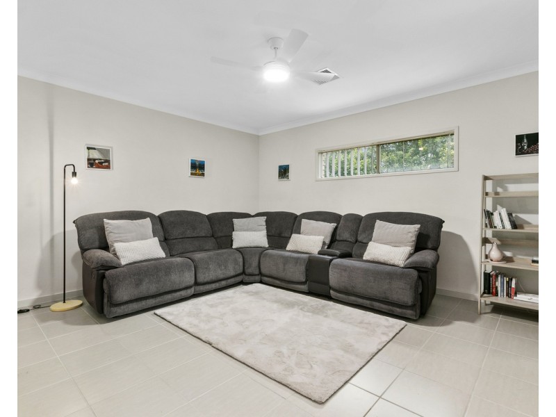 10 Cordage Court, Seaford Meadows SA 5169