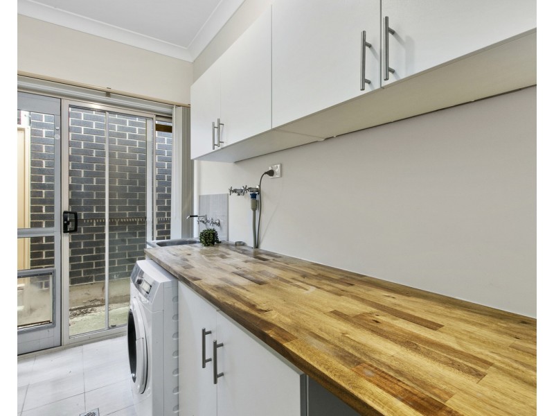 10 Cordage Court, Seaford Meadows SA 5169