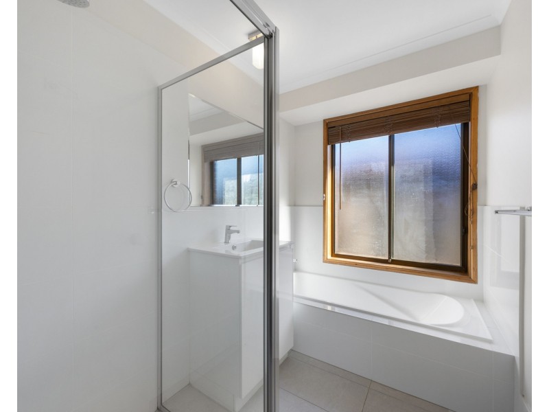 10 McIlwaine Crescent, Noarlunga Downs SA 5168
