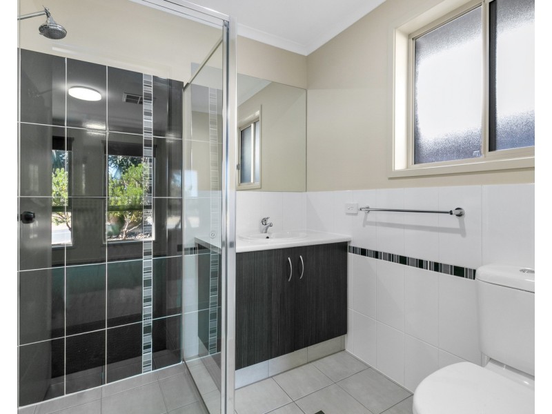 19 Manly Court, Seaford Rise SA 5169