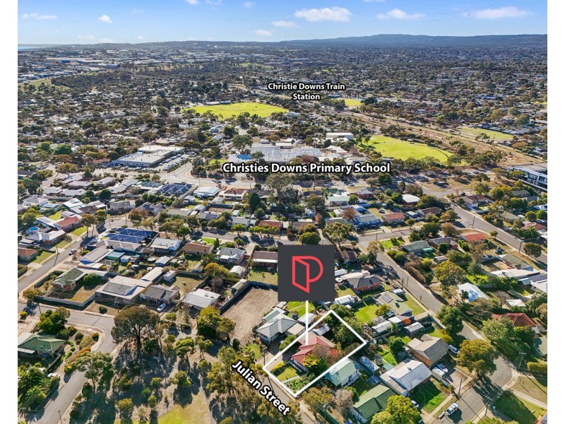 17 Julian Street, Christie Downs SA 5164