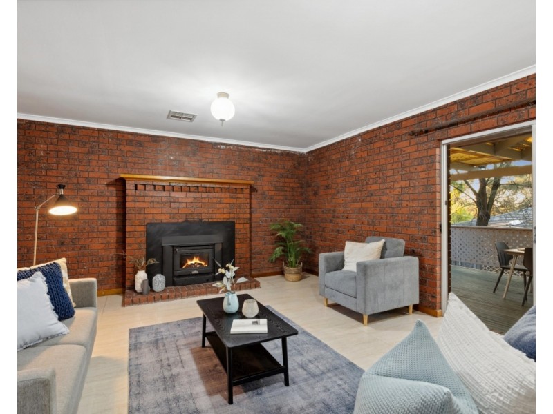 95 Black Road, Flagstaff Hill SA 5159