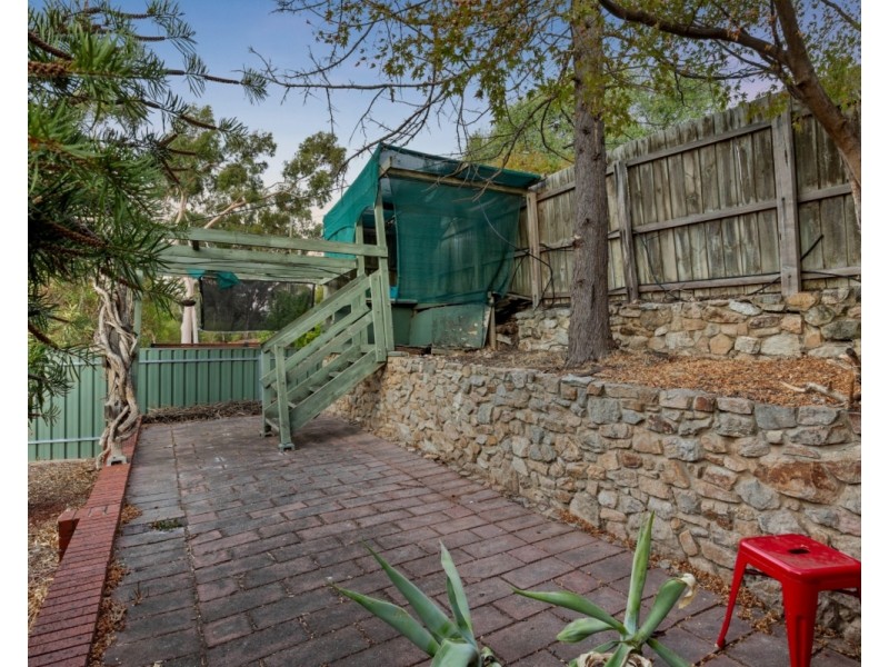 95 Black Road, Flagstaff Hill SA 5159