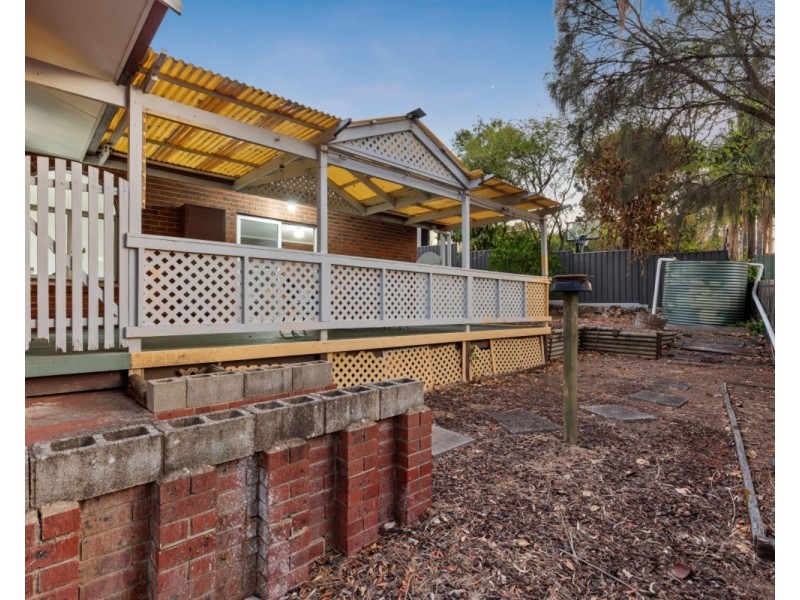 95 Black Road, Flagstaff Hill SA 5159