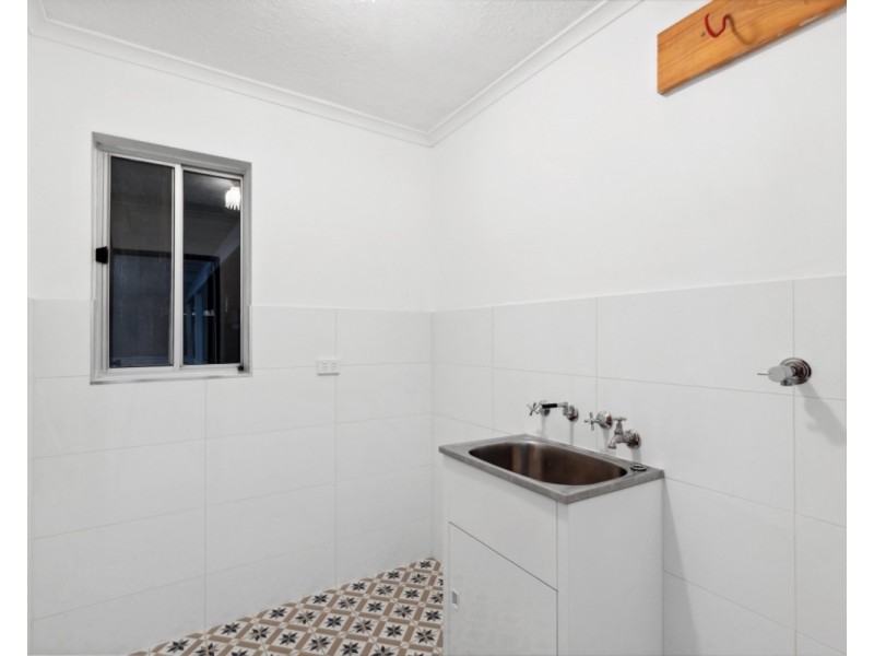 95 Black Road, Flagstaff Hill SA 5159