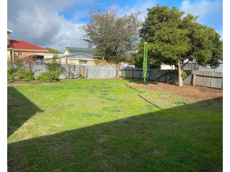12 Carmichael Road, Christies Beach SA 5165