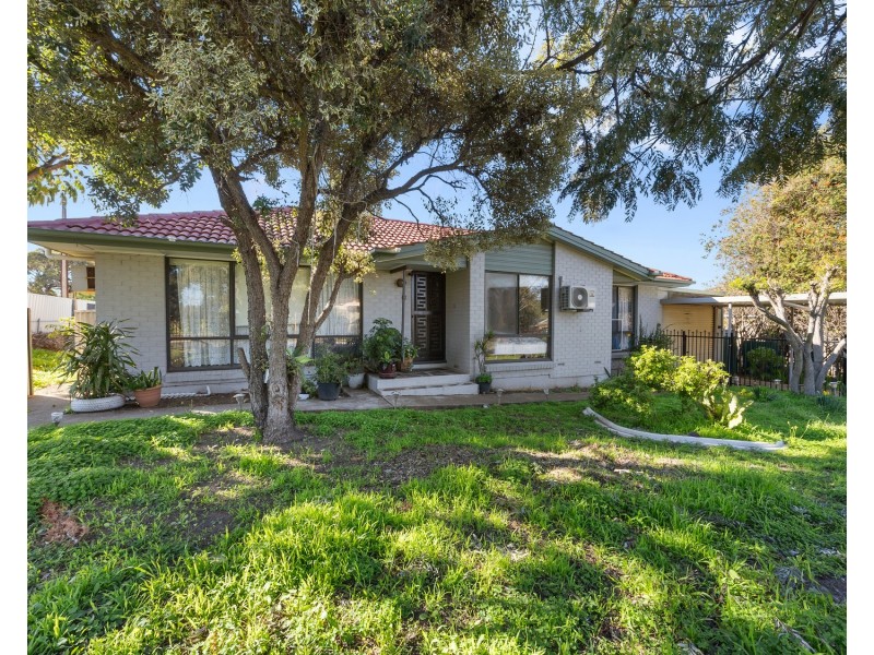 1 Quentin Street, Morphett Vale SA 5162