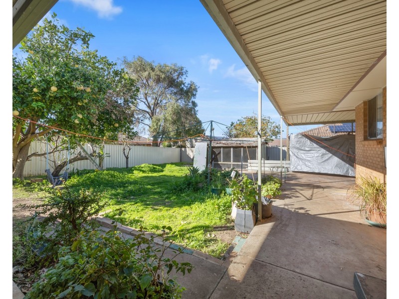 1 Quentin Street, Morphett Vale SA 5162