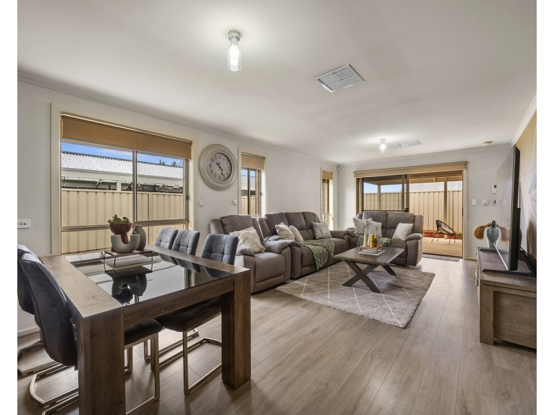 65 Adel Circuit, Huntfield Heights SA 5163