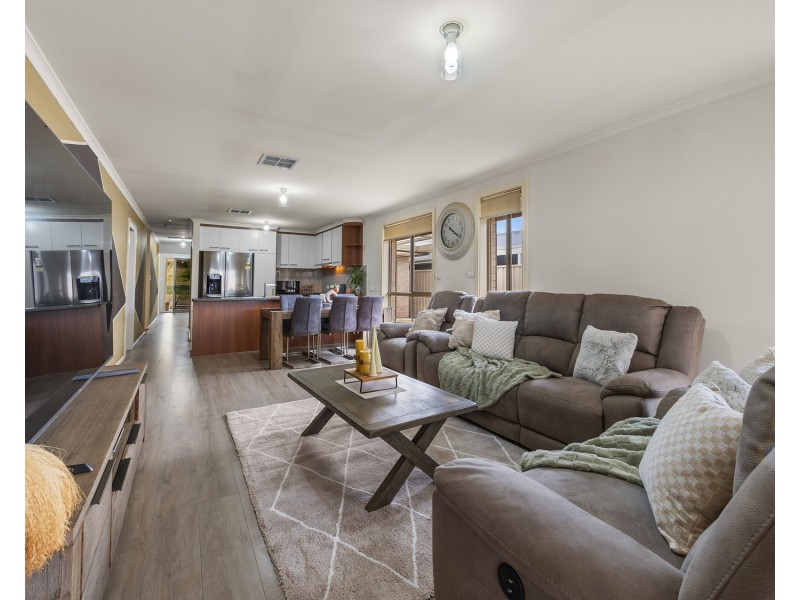 65 Adel Circuit, Huntfield Heights SA 5163