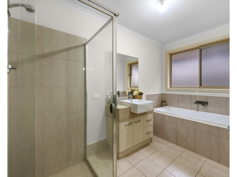 65 Adel Circuit, Huntfield Heights SA 5163